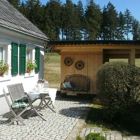 Holiday home Ferienhaus Oberleupoldsberg Helmbrechts